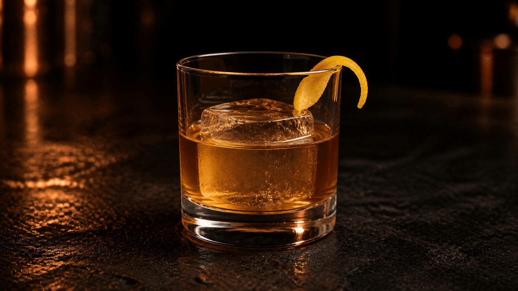 Rusty Nail med citronzest.